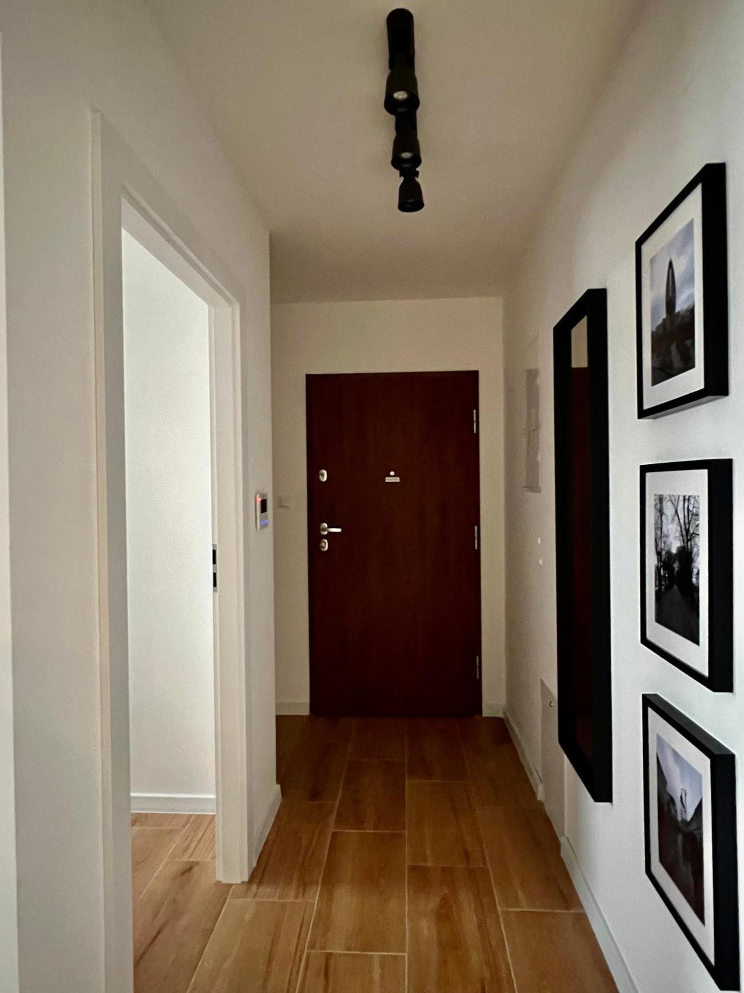 Apartament Przytuly 4, Self Check In, Parking, Blisko Lotniska ジェシュフ エクステリア 写真